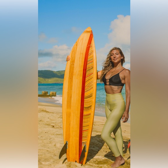 Meet your Posher, Avory - Picture 5 of 6